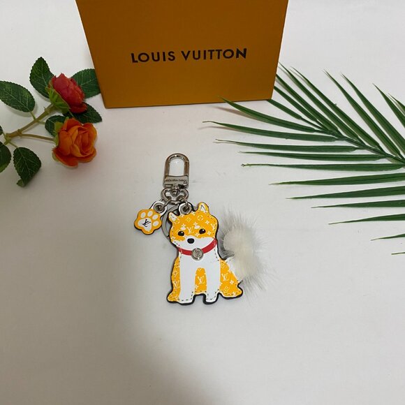 Keychain LV🎶🏖️⛱️ - Picture 9 of 9
